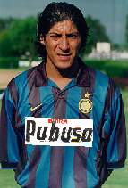 zamorano.JPG (7799 byte)